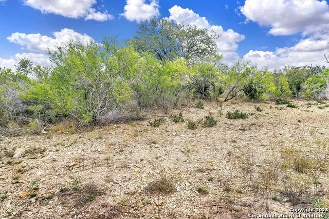 2049 County Road 451 Hondo, TX 78861